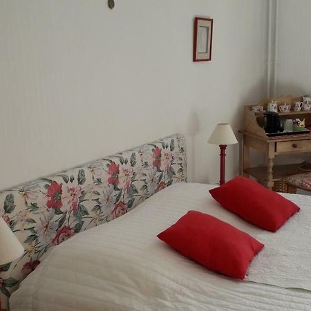 Chambre D'Hotes Marchand 昂热 外观 照片